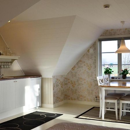 Torsborgs Gard Bed & Breakfast Simrishamn Exterior photo