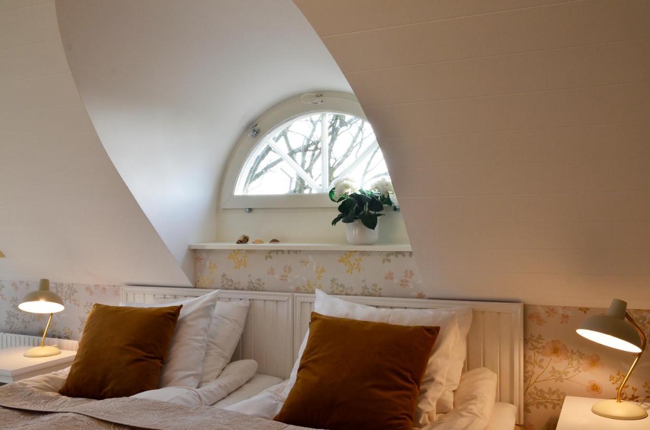 Torsborgs Gard Bed & Breakfast Simrishamn Exterior photo