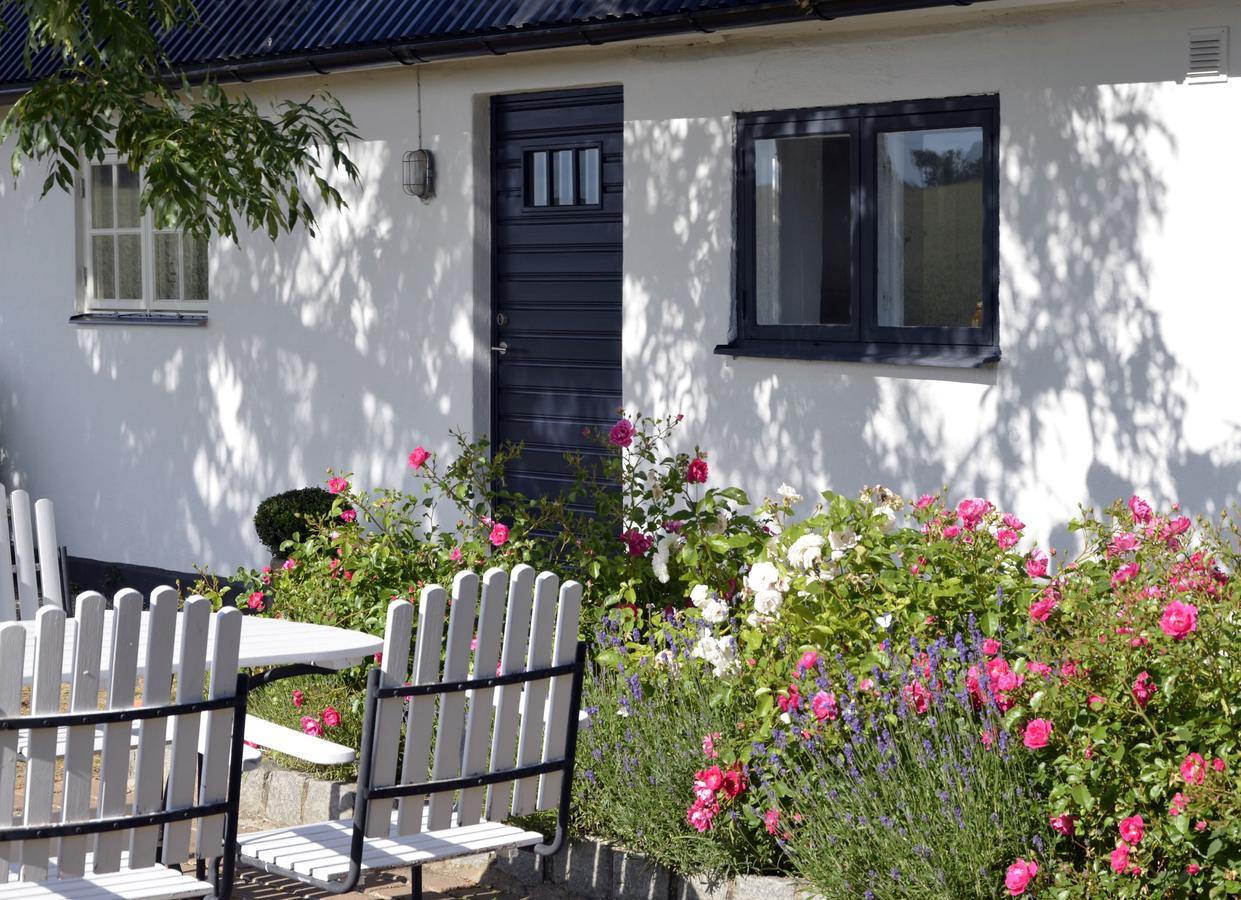 Torsborgs Gard Bed & Breakfast Simrishamn Exterior photo